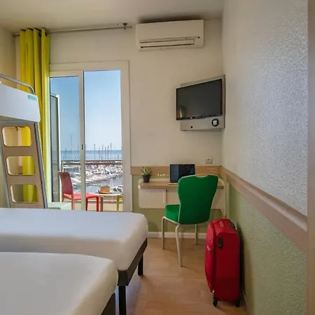 Ibis Budget Bord De
