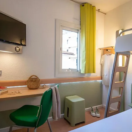Отель Ibis Budget Bord De