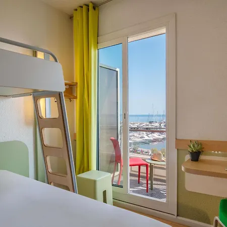 Отель Ibis Budget Bord De Ментона