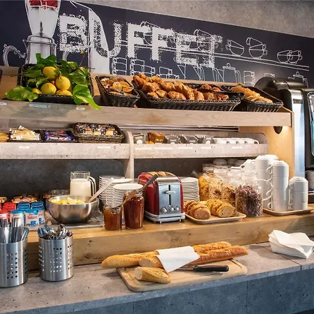 Отель Ibis Budget Bord De