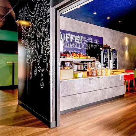 Ibis Budget Bord De Отель 2*