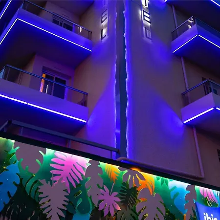 Ibis Budget Bord De Menton