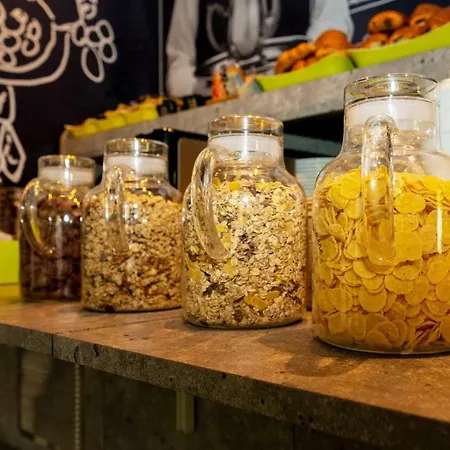 Отель Ibis Budget Bord De