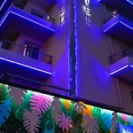 Ibis Budget Bord De Menton