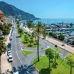 Ibis Budget Bord De Menton