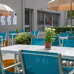 Ibis Budget Bord De מלון