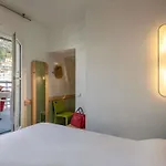 Ibis Budget Bord De 2* מנטון