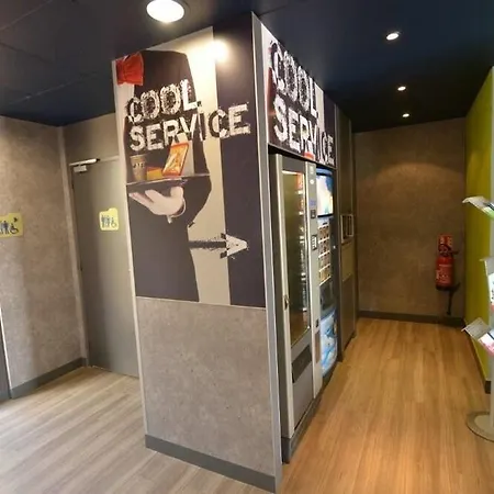 Ibis Budget Bord De 2* Мантон