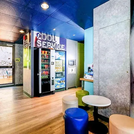 Ibis Budget Bord De Готель 2*