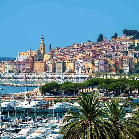 Hotel Ibis Budget Bord De 2*