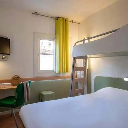 Hotel Ibis Budget Bord De Menton
