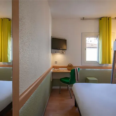 Ibis Budget Bord De Hotel