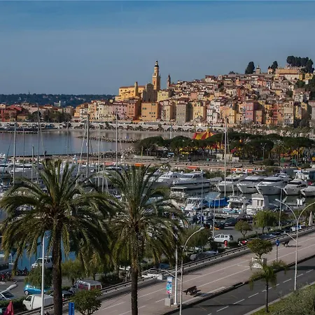 Hotel Ibis Budget Bord De