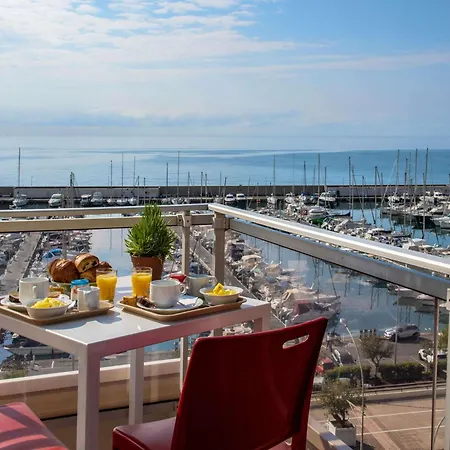 Ibis Budget Bord De 2* Menton