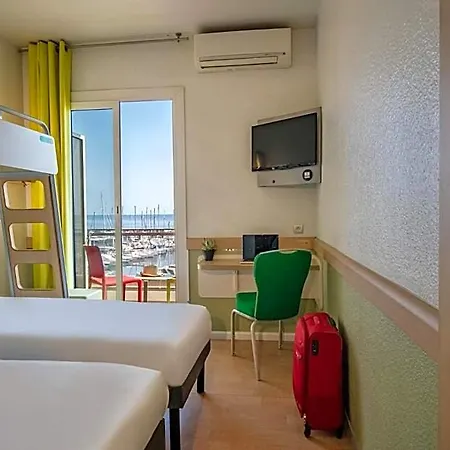 Ibis Budget Bord De 2* Menton