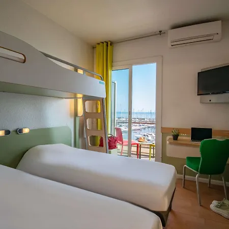 Ibis Budget Bord De 2*