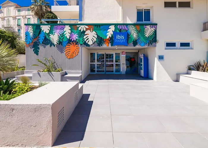 Hotel Ibis Budget Bord De 2*