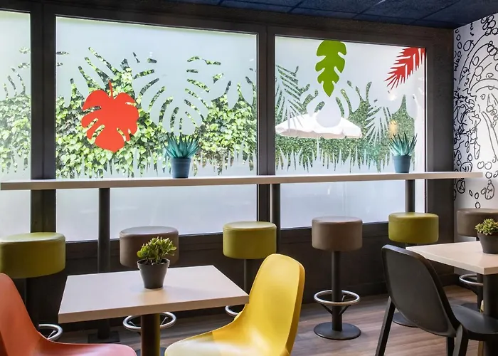 Ibis Budget Bord De Hotel 2*