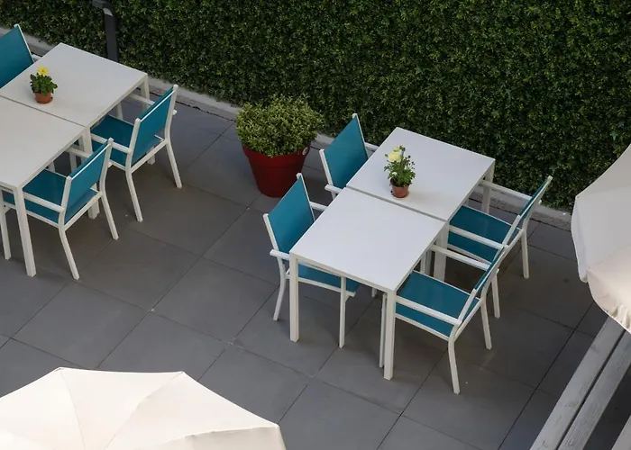 Hotel Ibis Budget Bord De