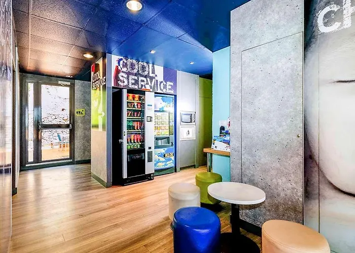 Ibis Budget Bord De Hotel 2*