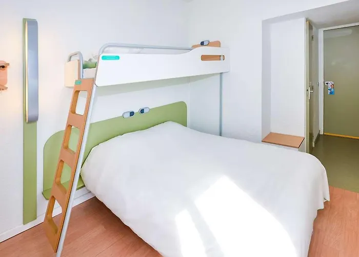 Hotel Ibis Budget Bord De