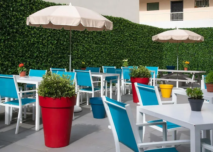 Ibis Budget Bord De 2* Menton