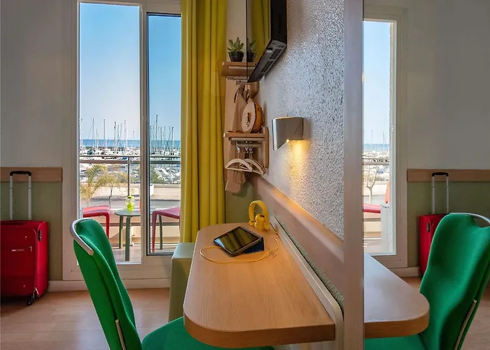 Ibis Budget Bord De Menton