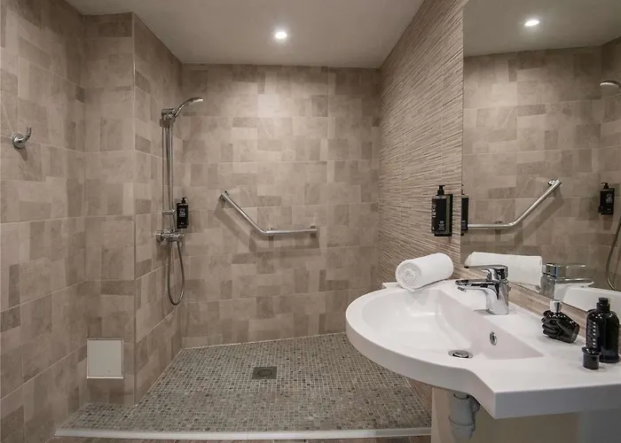 Отель Ibis Budget Bord De 2*