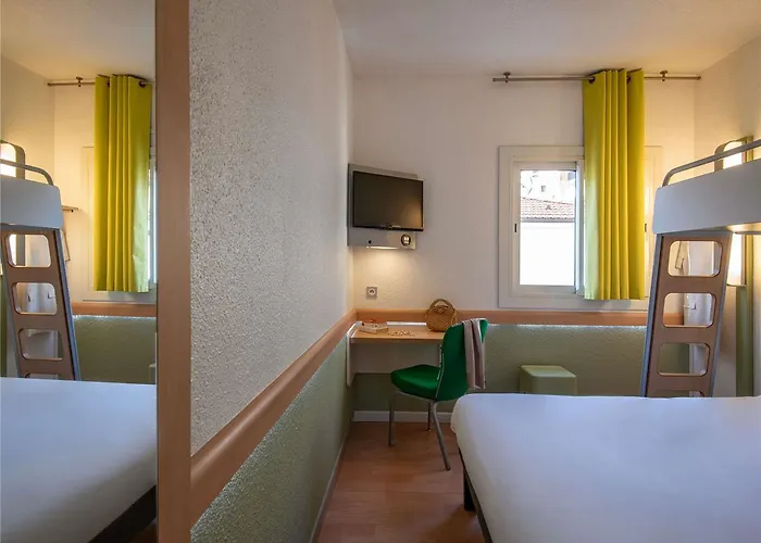 Ibis Budget Bord De Отель