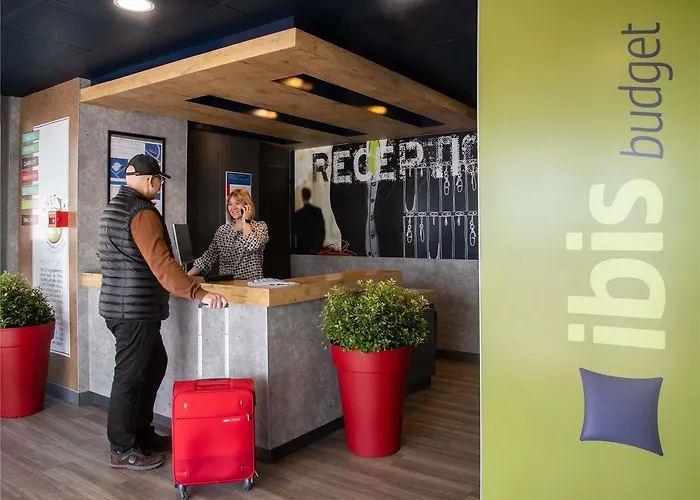 Ibis Budget Bord De Отель