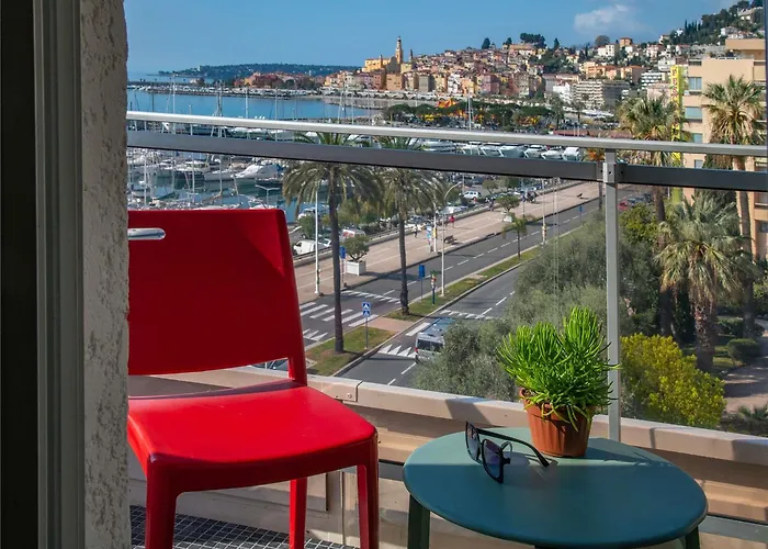 Hotel Ibis Budget Bord De Menton