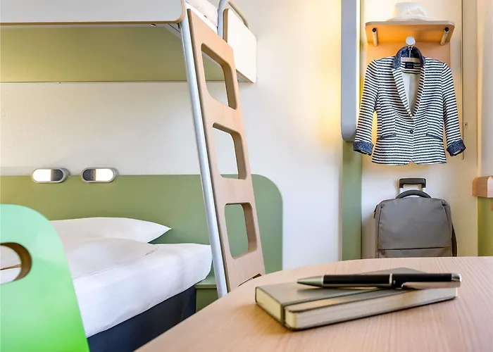 Ibis Budget Bord De Отель